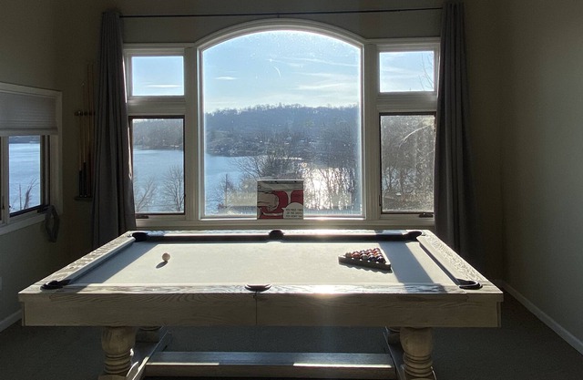The Shades of Grey Lakehouse