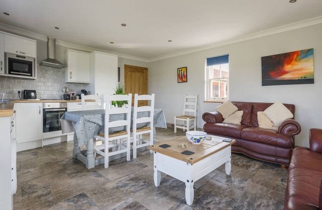 The Shamba, Bainvalley Cottages