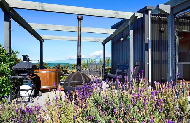 The shed with a viewnn