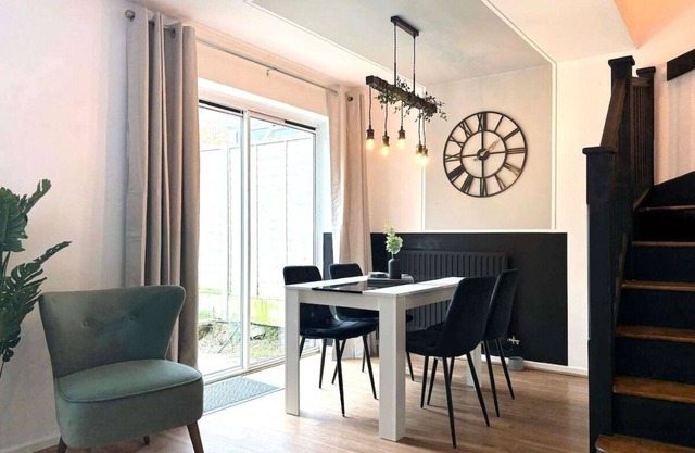 The Shrewsbury Stayscape – Modern & Stylish 3 Bed