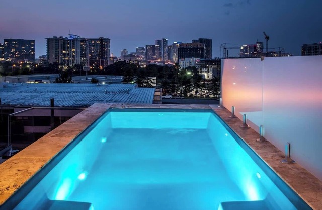 The Skyline @ The Gulch | Pool + Broadway Views