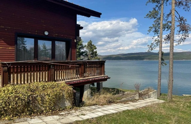 The spacious holiday home Villa Iskar