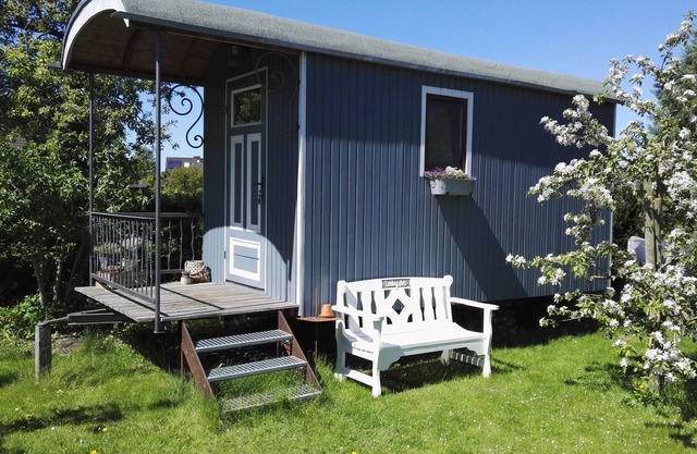 The special overnight experience, vacation in a construction trailer