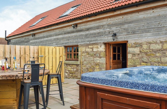 The Stables - UK45090