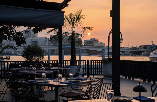 The StandardX Bangkok Phra Arthit