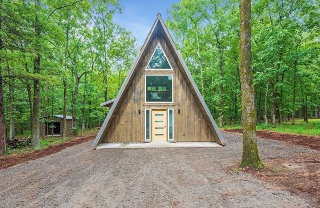 The StAy Frame on Petit Jean. New Construction. Modern A frame at state park