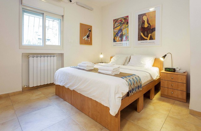 The studio apartment is all one needs for a short rent in Jerusalem