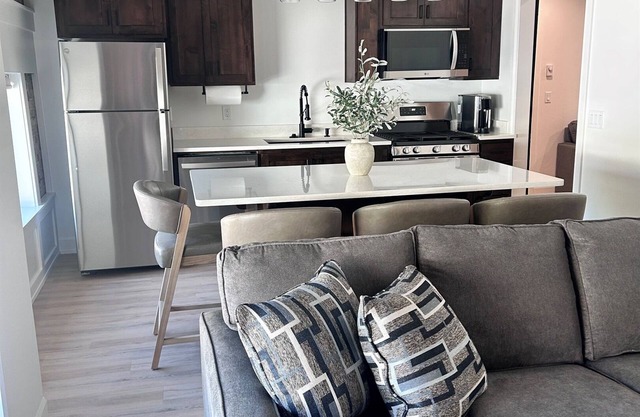 The Suites at Lava Hot Springs: Suite #7 Idaho Falls
