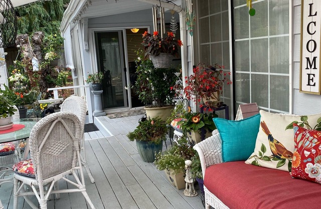 The Sun Room at The "COTTAGE"