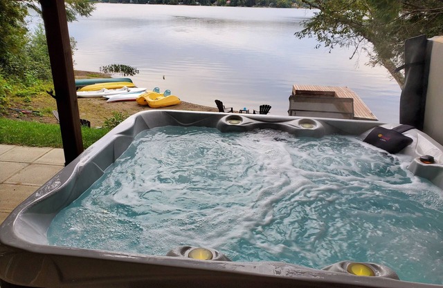 The Sweet Beach Cottage - Lake & Spa