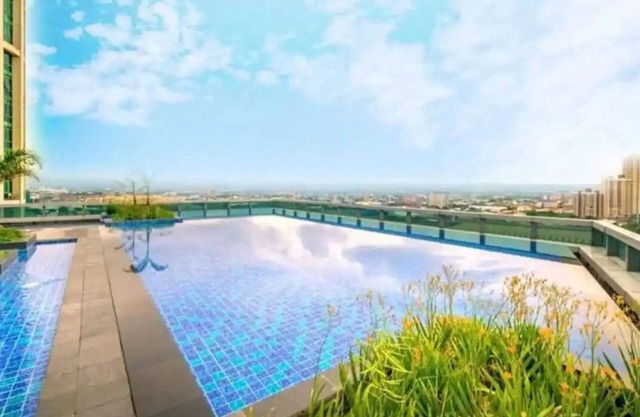 The Sweet Escape 1 BR w/ Pool, Sauna, Gym & More!