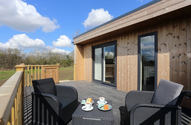 THE SWIFT, pet friendly, character holiday cottage in Wem