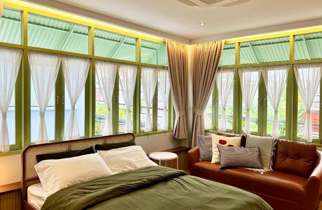 The Tangerine Guesthouse