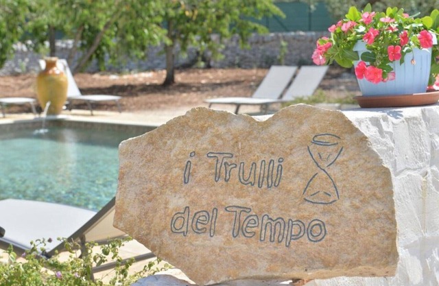 The Trulli of Time. Villa with private pool 2 km from Alberobello.