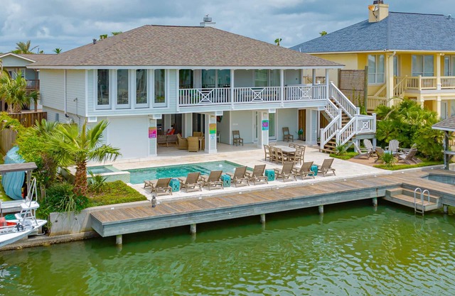 The Ultimate Luxury Getaway with Beautiful Canal Views and Fabulous Pool