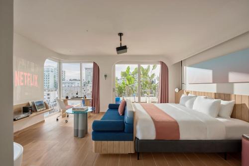 The Urban Resort City Center by Circadian