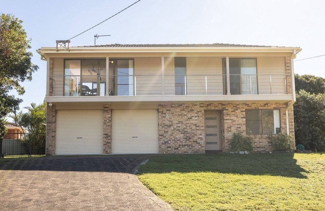 The Verandah, 9 Hanson Avenue - fantastic child friendly home