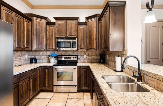 The View | 3-bedroom condo with resort amenities