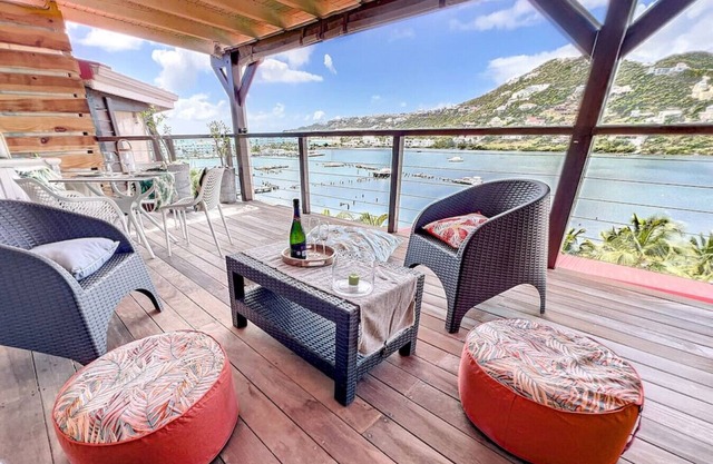 The View, Pool, Sea View, Oyster Pond Balconies