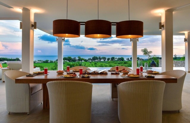 The View Villa -Luxury New Build with 180° View