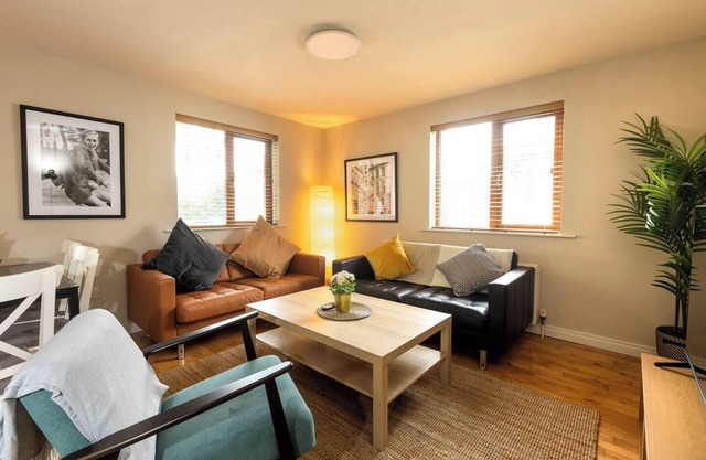 The Vogue- 2 bd Hip Ap. Ultra Fast WIFI