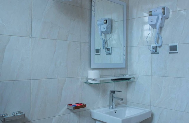 The Voyager Inclusive stay deluxe.*Gate to Kigali*