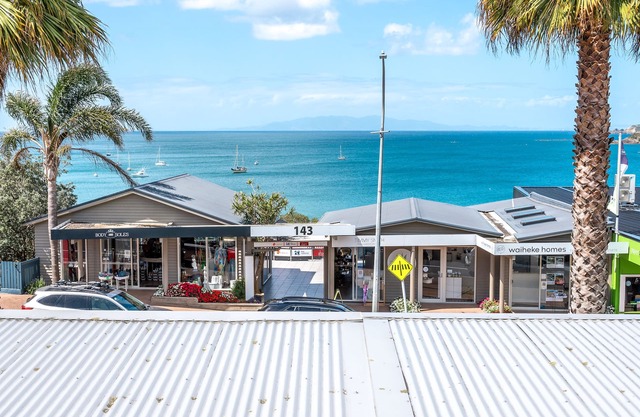 THE WAIHEKE PAD | Be My Guest