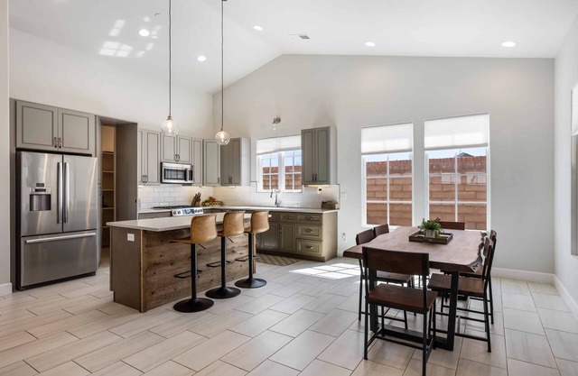 The Wanderer: Pool, Hot Tub, Splash Pad, Dog Friendly