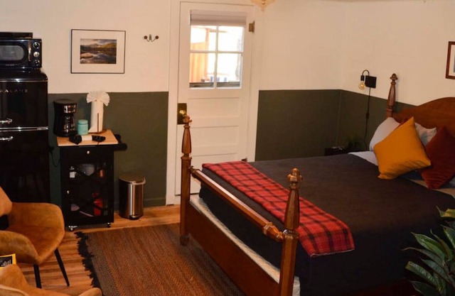 The Whitebark Suite (Unit 3) at Field Guide Rocky Mountain