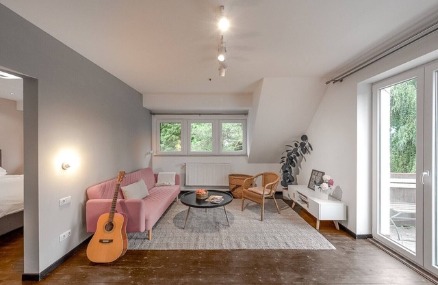 The Wiesenhaus: Living directly on the Rhine