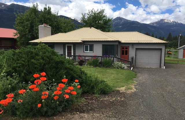 The Wild Iris House