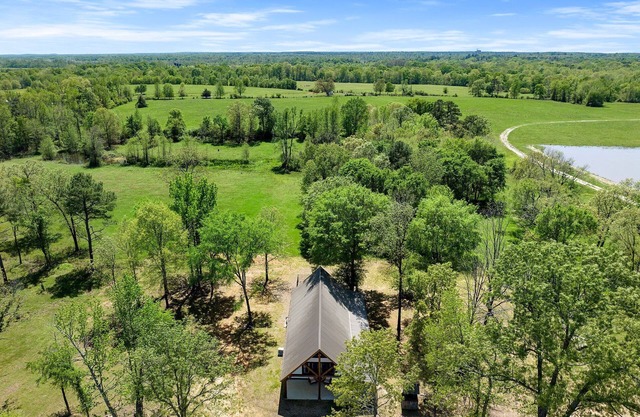 The Wishing Well! Perfect couples getaway! Newly built cabin with pool!