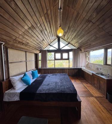 The Wood Top