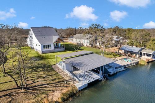 The Woodland Escape with Concierge Services - New Listing