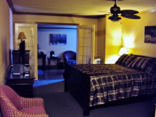 The Yukon Inn