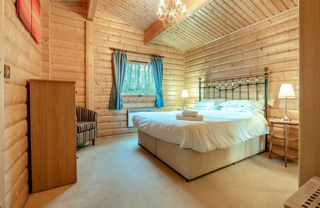 Theis lodge is in a peaceful location with great walks through the woods, a nature lover’s delight.