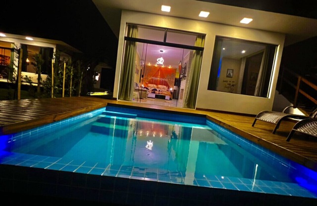 Theme Chalets with heated pool at the foot of the Malacara Canyon.
