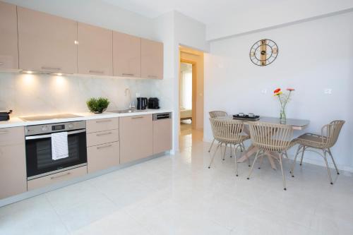 Theros Apartment 2