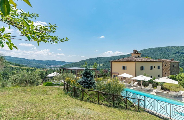 This beautiful country house is ideal for your vacation in Tuscany.