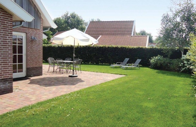This comfortable luxury villa is located in the vacation park Buitengoed Het Lageveld. Next to the park is a swimming lake (36 ha) - a swimming and recreational paradise in the summer months.