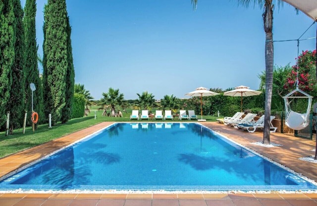 This contemporary villa is equipped to a high standard 6 bedrooms