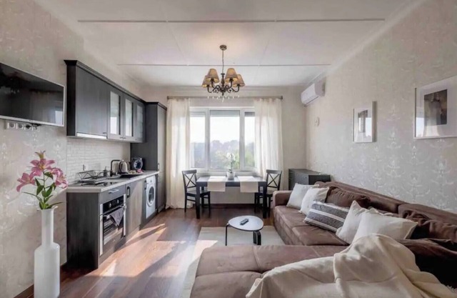 This duplex is a 3 bedroom(s), 2 bathrooms, located in Sofia, Sofia City Province.