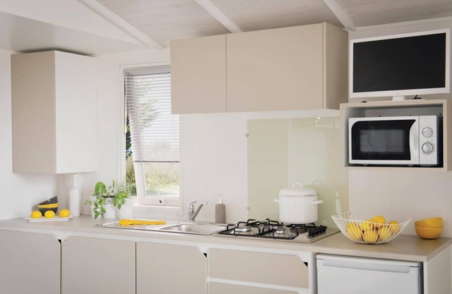 This holiday home in Westerland offers a beautiful view of the Wadden Sea.