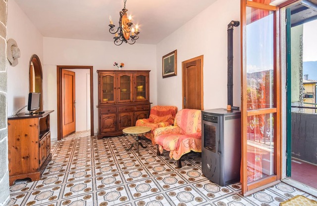 This practical apartment welcomes you in Vescina.