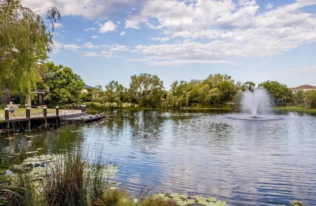 This stunning family friendly townhouse in Varsity Lakes awaits you!