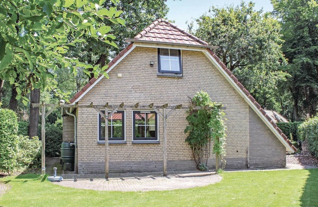 This vacation home near the High Veluwe National Park is beautifully situated.