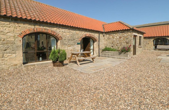 Thistle Close