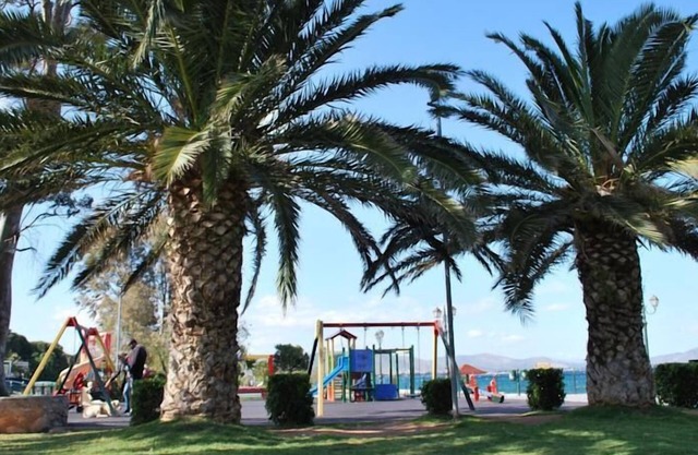 Thomas Beach Hotel