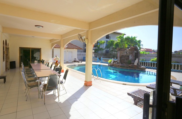 Three Bears Villa