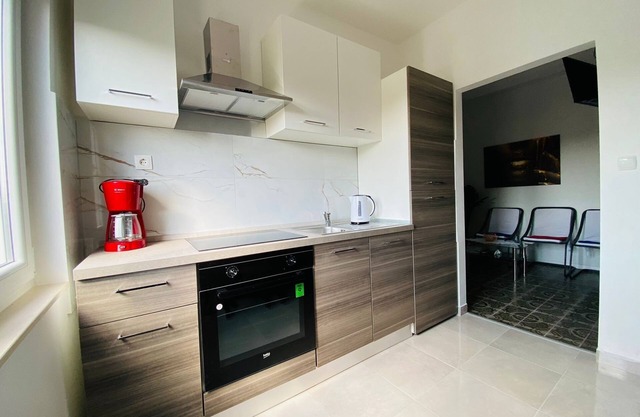 Three bedroom apartment with terrace Pirovac, Šibenik (A-14637-a)
